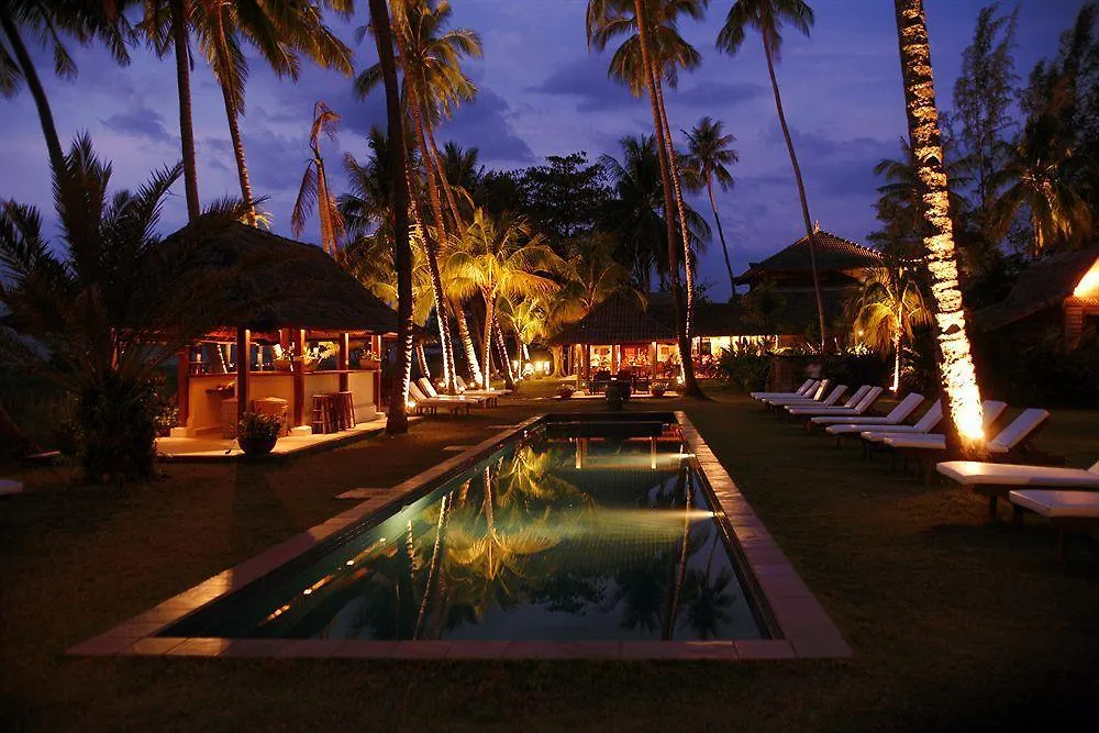 Bon Ton Antique Wooden Villas Pantai Cenang