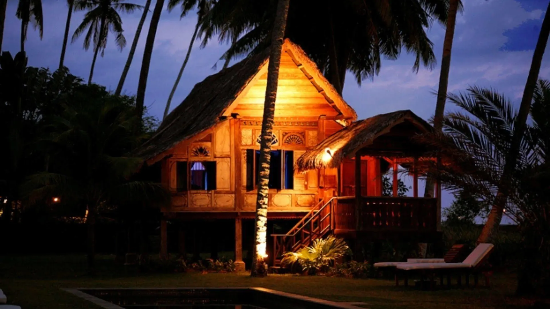 Bon Ton Antique Wooden Villas Pantai Cenang